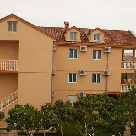Apartments Dalila 울친 외부 사진
