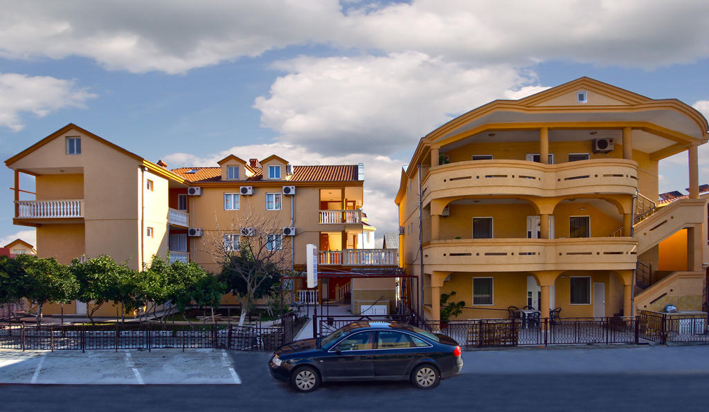 Apartments Dalila 울친 외부 사진