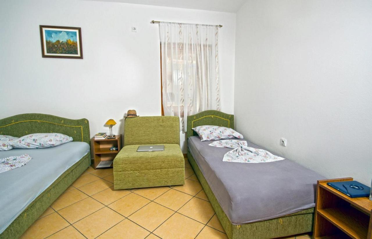 Apartments Dalila 울친 객실 사진